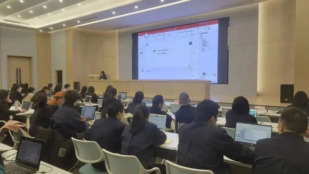 1679460285183104.jpg 1679460285183104.jpg